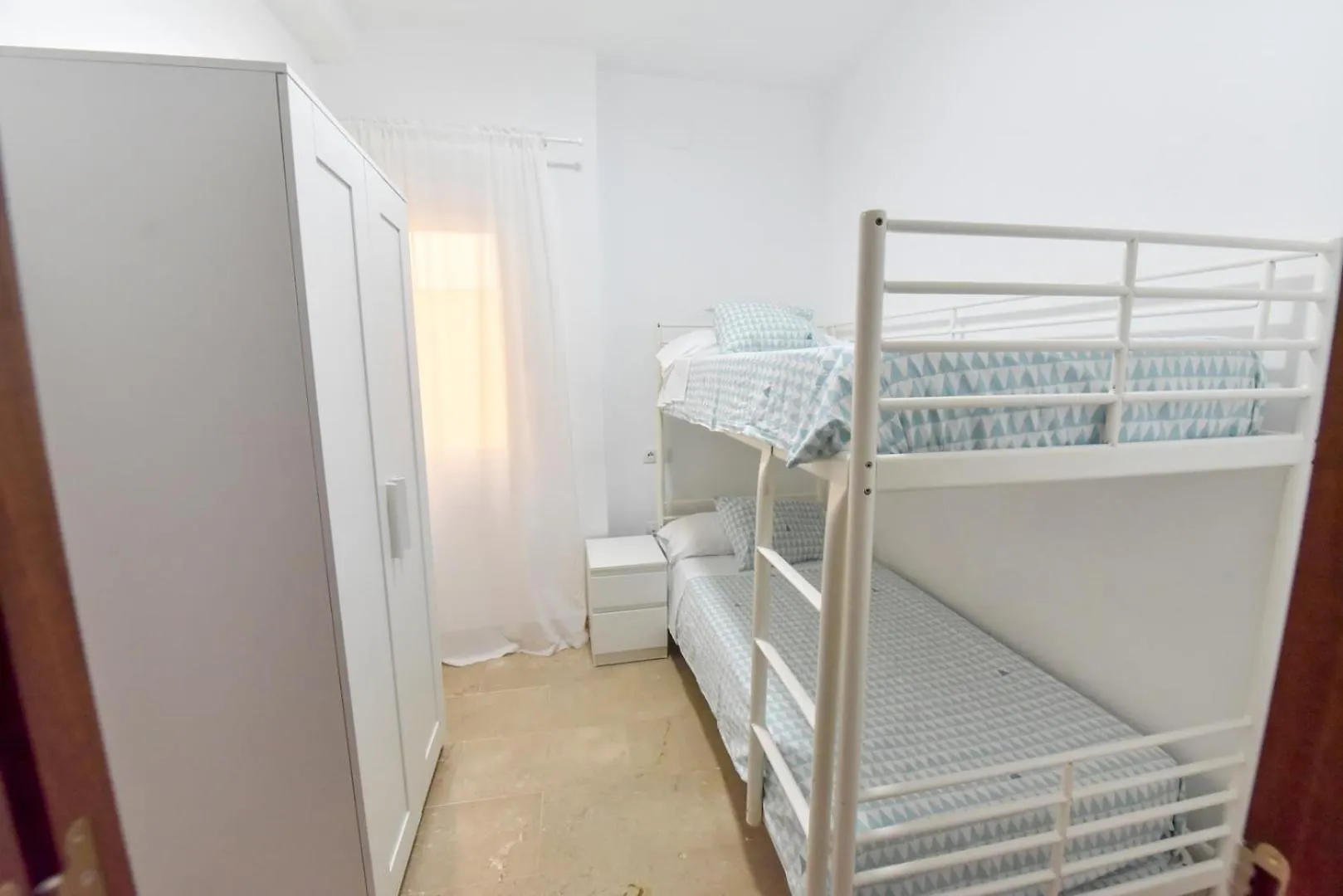Apartamentos Economicos | 10 Minutos Sevilla | Ba Alcala del Rio
