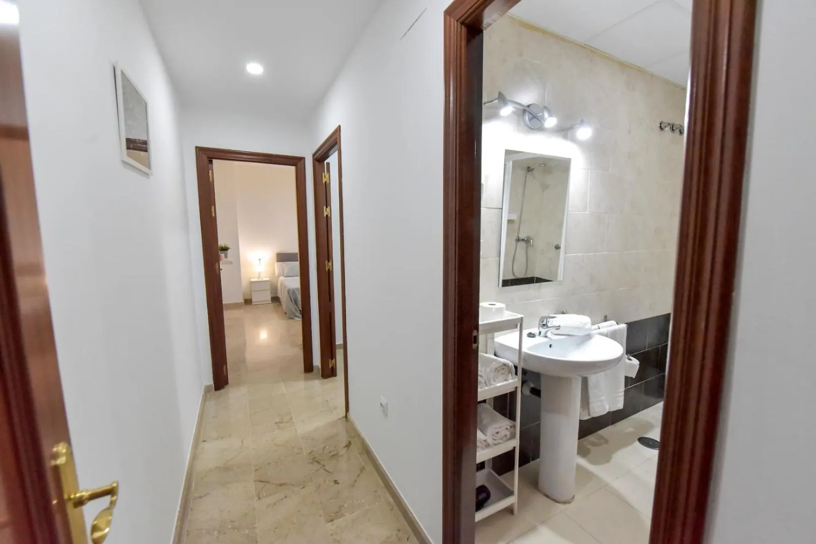 Apartment Apartamentos Economicos | 10 Minutos Sevilla | Ba Alcala del Rio Spain